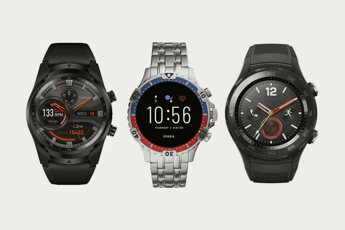 Smartwatch with speaker and mic