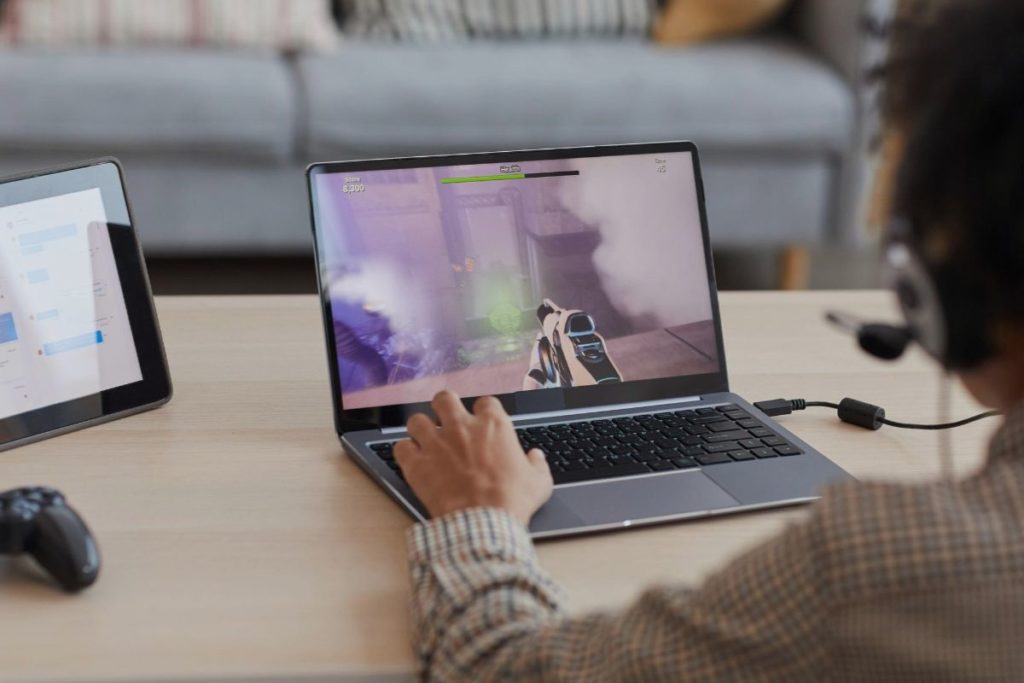 Is the ASUS Vivobook 14 RYZEN 5 Good for Gaming